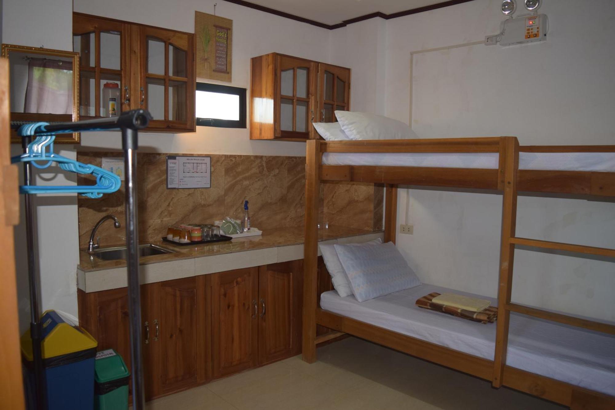 Sealor Pension House Puerto Princesa Екстериор снимка